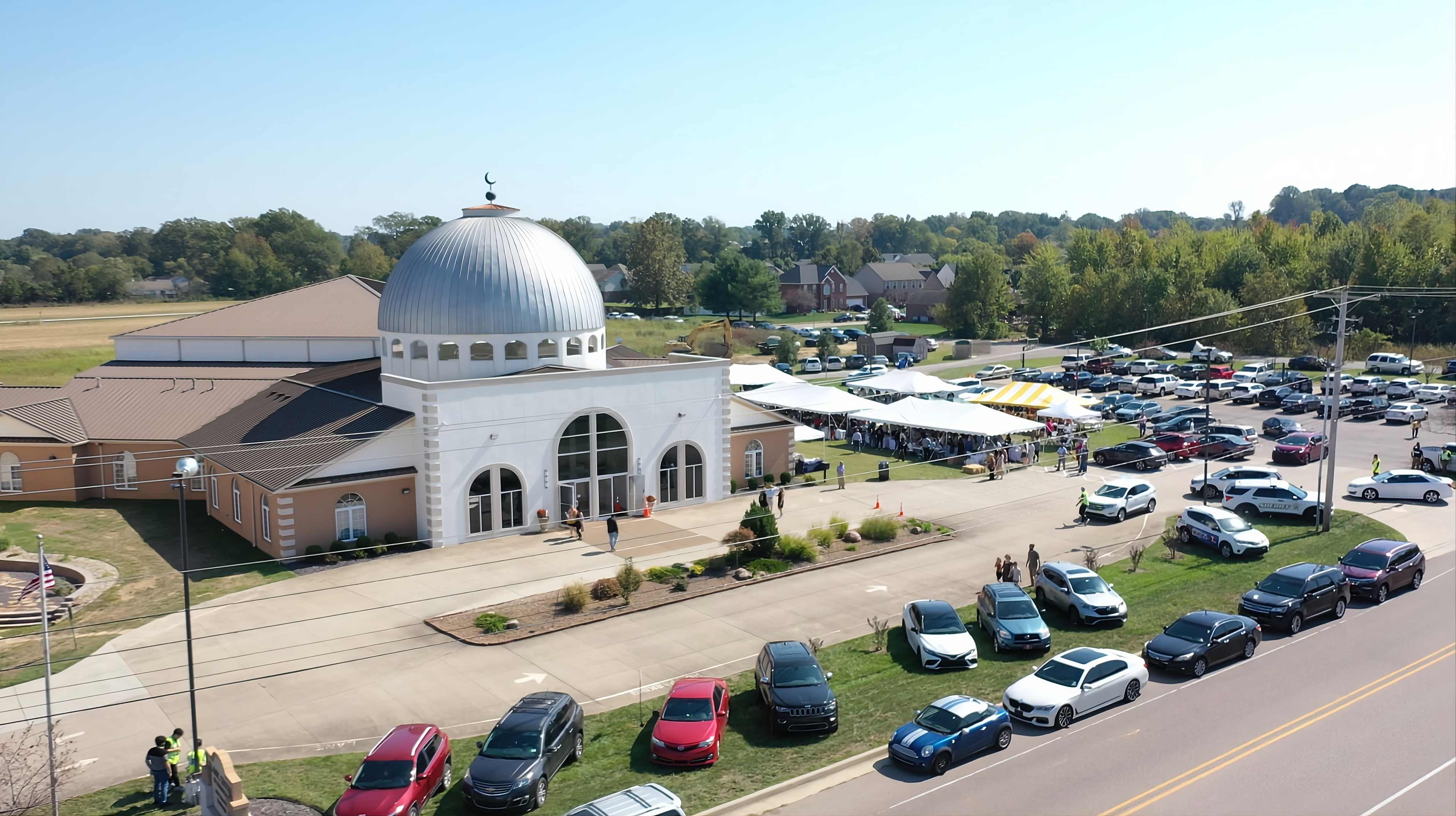 The Islamic Society of Evansville, home of Evansville Crescent School